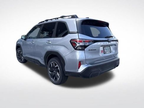 Used 2025 Subaru Forester Limited w/ Popular Package #1 AWD/4WD image 5