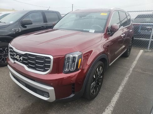 Used 2023 Kia Telluride SX Prestige AWD/4WD image 3