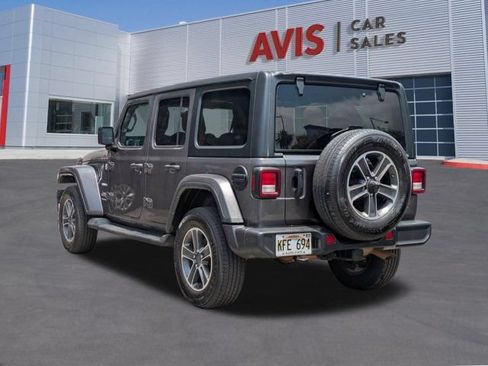 Used 2023 Jeep Wrangler Unlimited Sahara AWD/4WD image 9