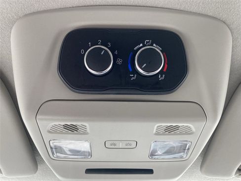 Used 2024 Ford Transit 350 XLT RWD image 17