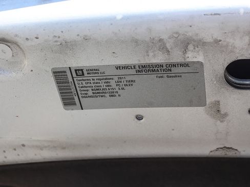 Used 2011 Buick LaCrosse CXL FWD image 33