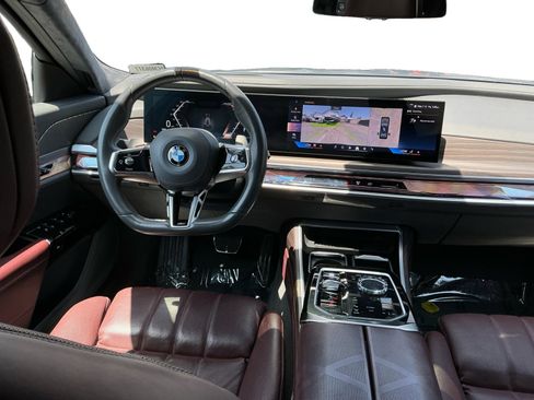 Used 2023 BMW 760i xDrive AWD/4WD image 14