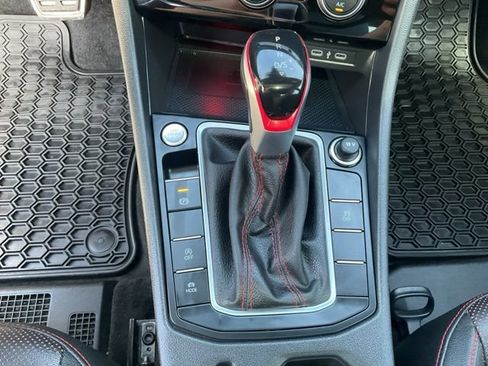 Used 2024 Volkswagen Jetta GLI Autobahn image 20