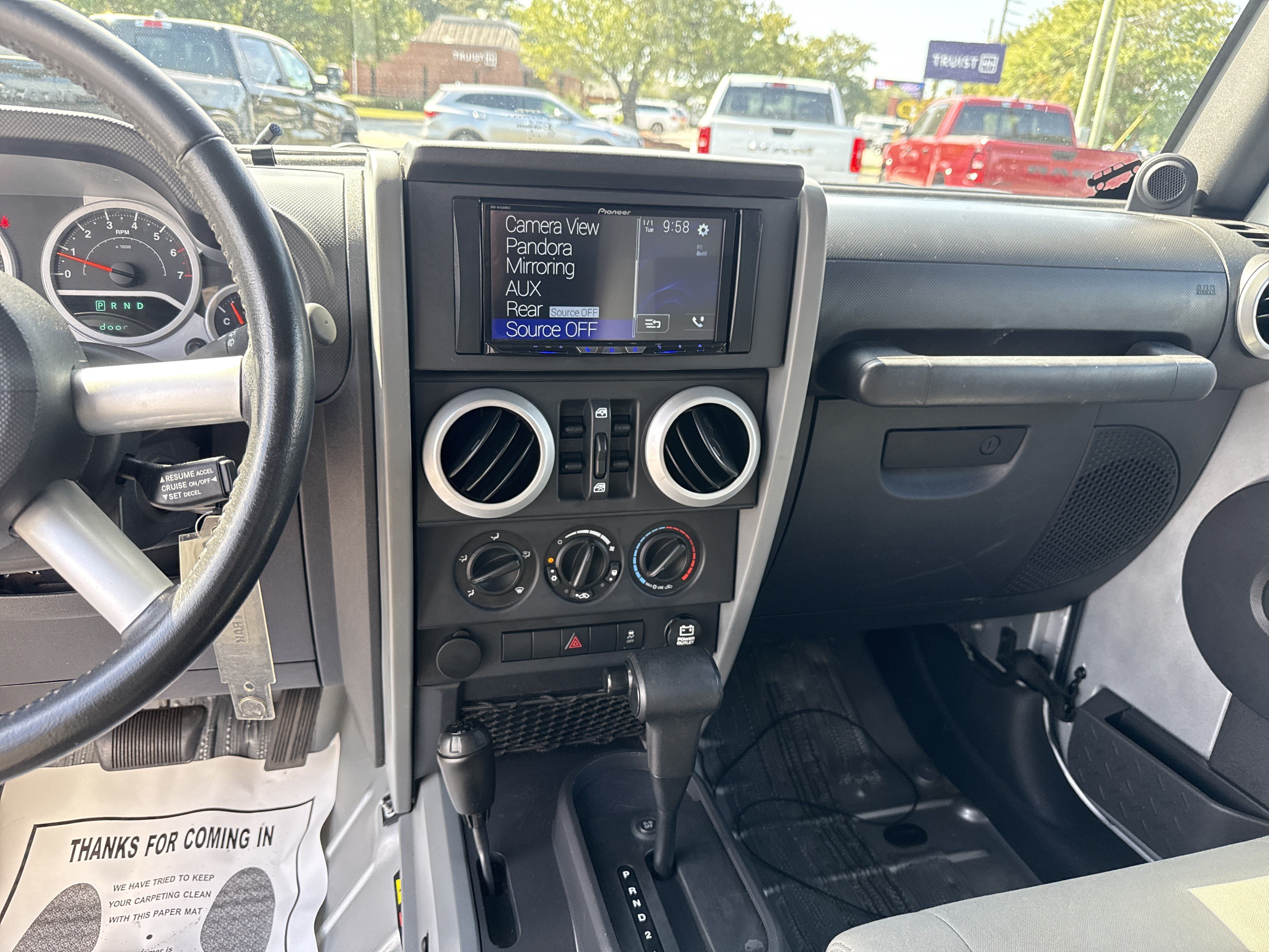 Used 2010 Jeep Wrangler Unlimited Sahara w/ Dual Top Group AWD/4WD image 28