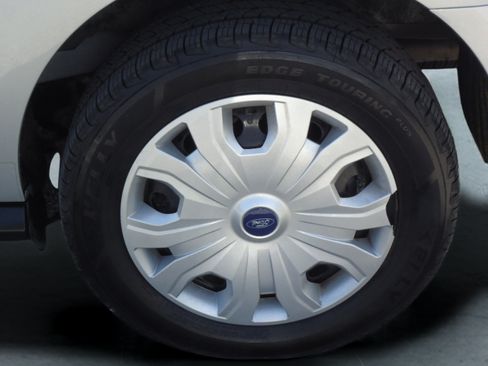 Used 2021 Ford Transit Connect XLT FWD image 9