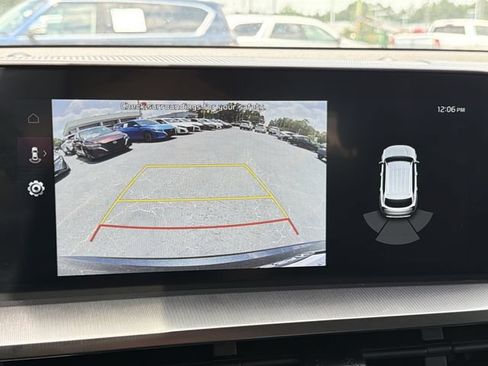 Used 2024 Kia Telluride S w/ S Sunroof Package FWD image 3