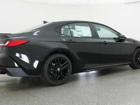 New 2026 Toyota Camry SE image 28