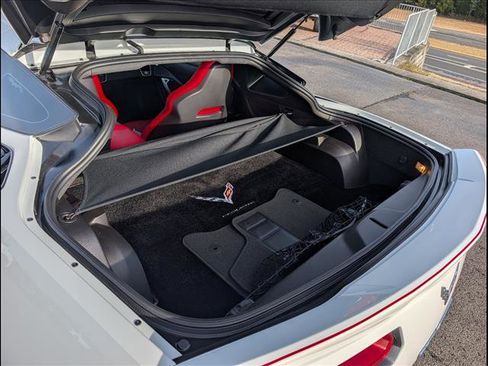 Used 2017 Chevrolet Corvette Stingray Coupe image 17