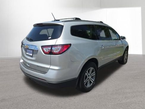 Used 2016 Chevrolet Traverse LT FWD image 6