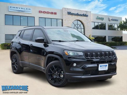 New 2026 Jeep Compass Latitude AWD/4WD image 1