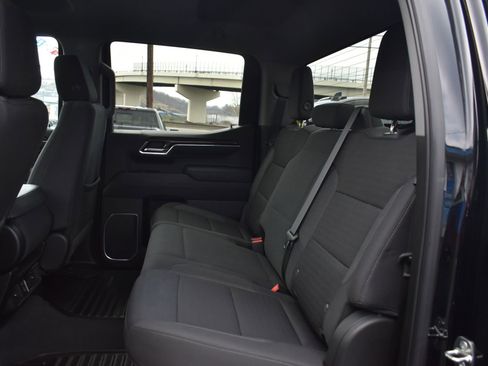 Used 2023 Chevrolet Silverado 1500 LT image 16