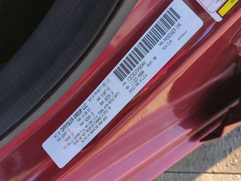 Used 2013 Chrysler 200 Limited image 35