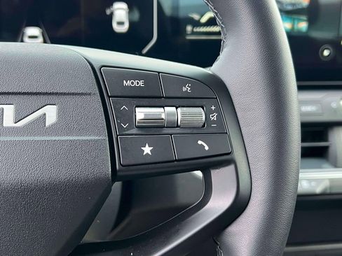 Used 2025 Kia K4 EX image 20