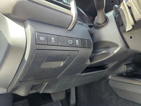 Used 2024 Toyota Camry SE w/ Convenience Package AWD/4WD image 21