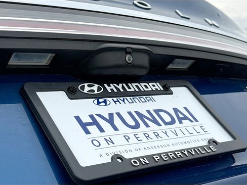 Used 2020 Lincoln Nautilus Reserve w/ Equipment Group 201A image 13