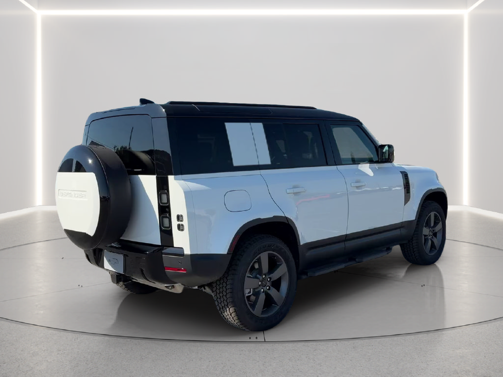 New 2026 Land Rover Defender 110 S AWD/4WD image 5