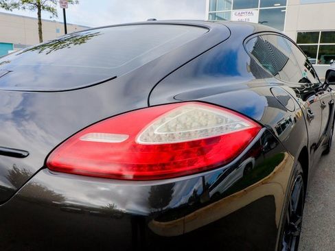 Used 2012 Porsche Panamera Turbo image 22