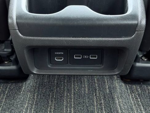 Used 2021 Honda Odyssey Touring image 32