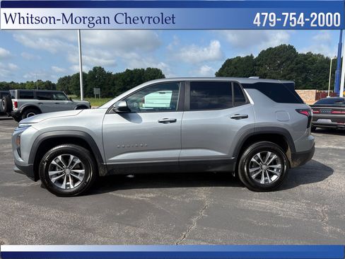 Used 2025 Chevrolet Equinox LT FWD image 8
