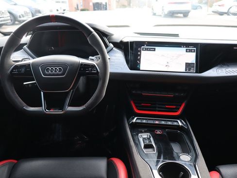 Used 2023 Audi RS e-tron GT image 12