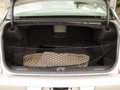 Used 2007 Cadillac DTS Luxury II image 32