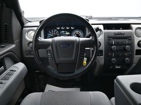 Used 2012 Ford F150 XLT w/ XLT Chrome Pkg AWD/4WD image 13