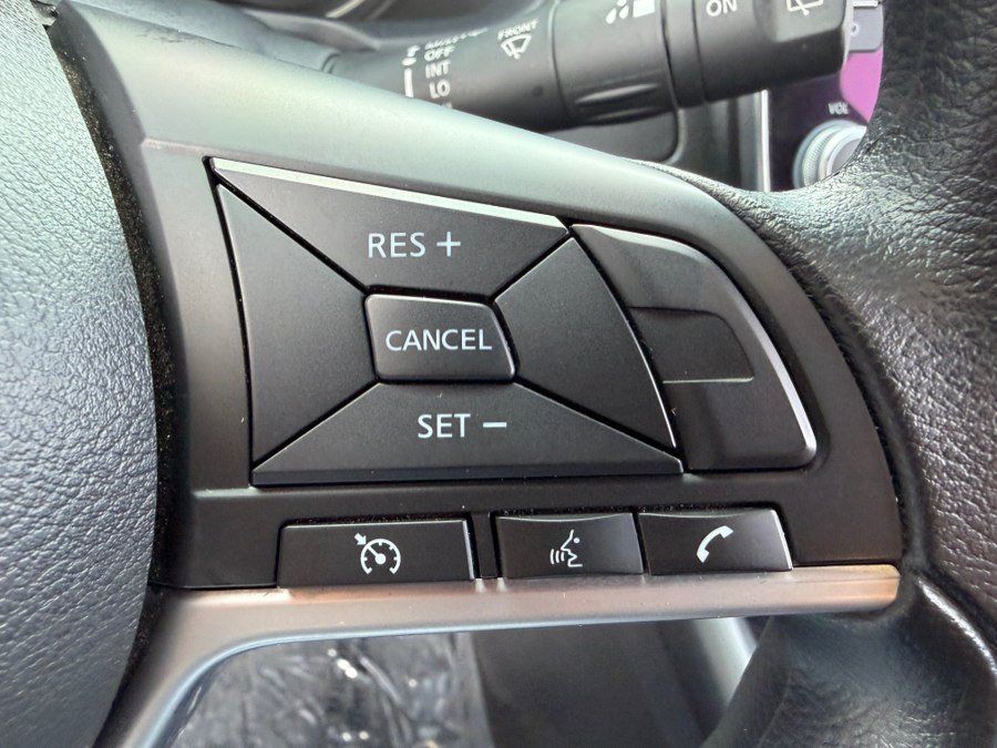 Used 2025 Nissan Leaf S FWD image 14