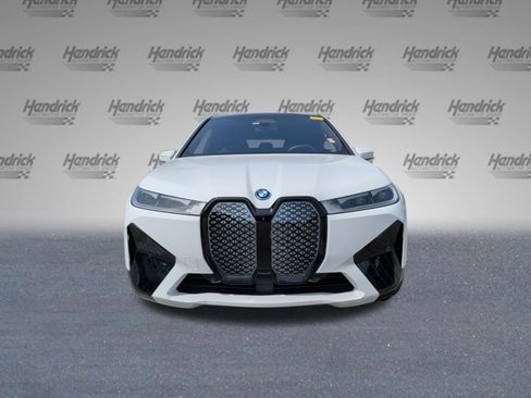 Used 2024 BMW iX xDrive50 w/ Premium Package AWD/4WD image 5