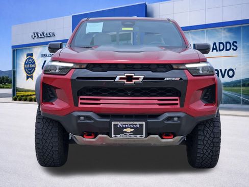 Certified 2024 Chevrolet Colorado ZR2 w/ Technology Package AWD/4WD image 6