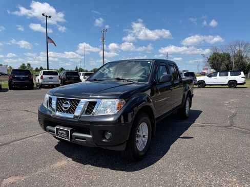Used 2019 Nissan Frontier SV AWD/4WD image 11
