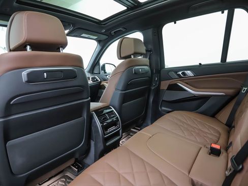 New 2026 BMW X5 xDrive40i w/ Executive Package image 20