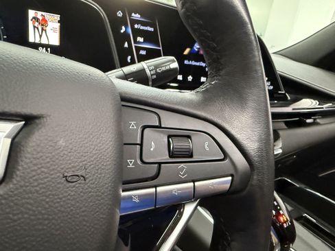 Used 2023 Cadillac Escalade Sport w/ LPO, ONYX Package AWD/4WD image 17