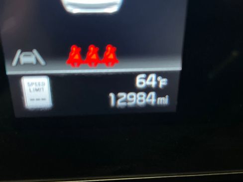 Used 2023 Kia Sportage EX image 18