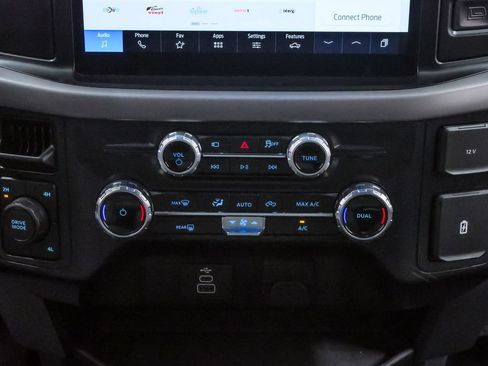 Used 2025 Ford F150 XLT w/ Equipment Group 301A Standard AWD/4WD image 17