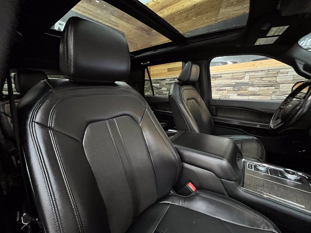 Used 2021 Ford Expedition Limited AWD/4WD image 22