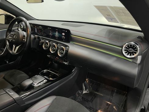 Used 2022 Mercedes-Benz CLA 250 4MATIC image 19