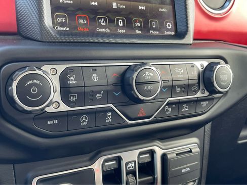 Used 2021 Jeep Wrangler Unlimited Rubicon image 15