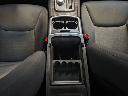 Used 2019 Chrysler 300 Touring w/ Sport Appearance Package image 89