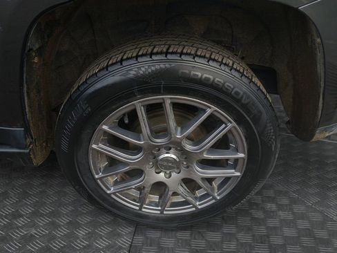 Used 2014 Jeep Compass Latitude image 21