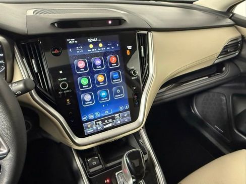 Used 2025 Subaru Outback Limited image 25