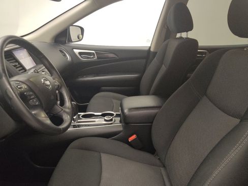 Used 2020 Nissan Pathfinder SV AWD/4WD image 17