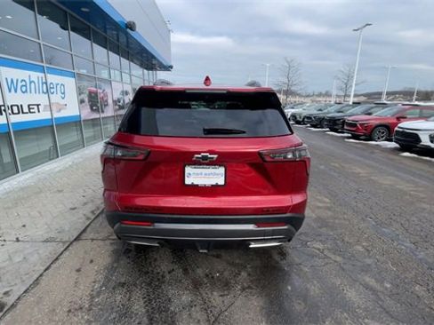 Used 2025 Chevrolet Equinox ACTIV w/ Safety and Technology Package image 7