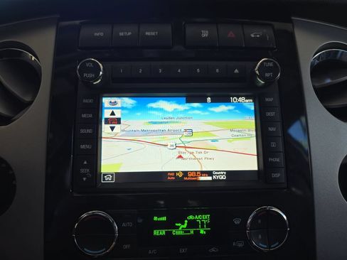 Used 2012 Ford Expedition Limited AWD/4WD image 24