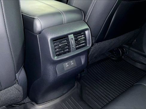 Certified 2025 Nissan Murano SL image 34