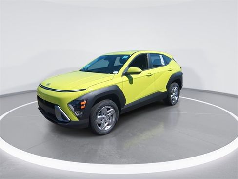 New 2026 Hyundai Kona SE image 4