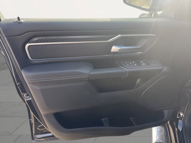 New 2026 RAM 1500 Big Horn AWD/4WD image 9