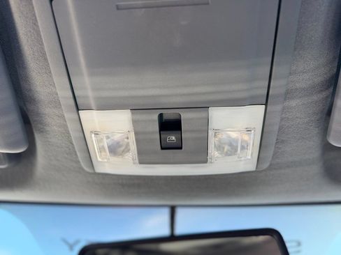 Used 2013 Ford F250 XLT w/ XLT Premium Pkg AWD/4WD image 27