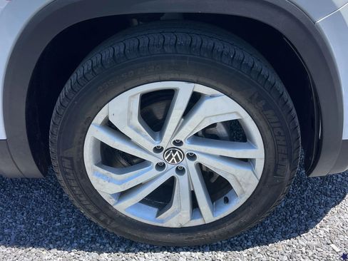 Used 2021 Volkswagen Atlas Cross Sport SEL AWD/4WD image 12