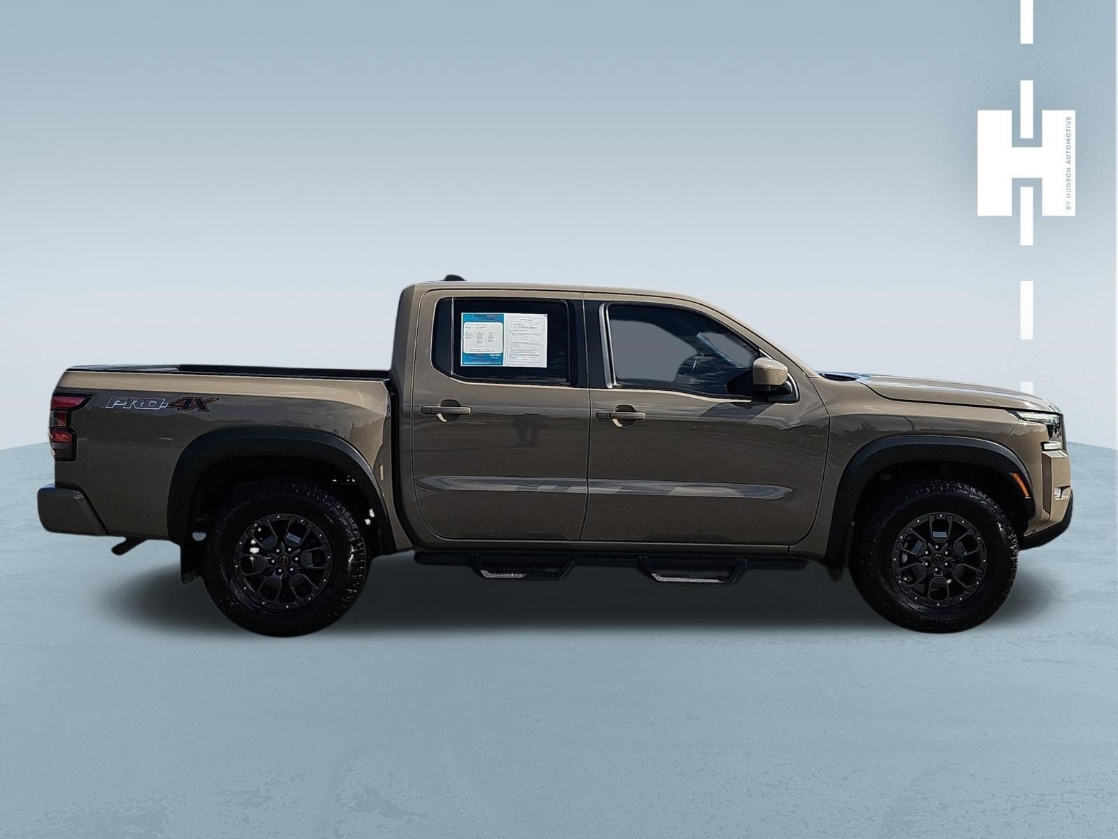Used 2022 Nissan Frontier PRO-4X w/ Pro-4X Premium Package AWD/4WD image 3