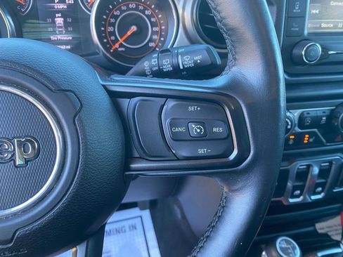 Used 2019 Jeep Wrangler Sport image 15